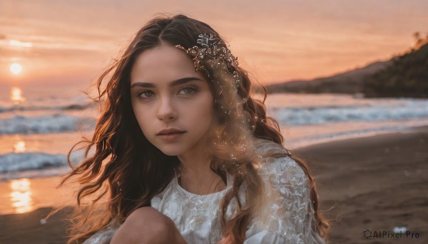 1girl,solo,long hair,looking at viewer,brown hair,shirt,hair ornament,brown eyes,white shirt,upper body,outdoors,parted lips,sky,cloud,dark skin,water,blurry,dark-skinned female,lips,looking to the side,grey eyes,depth of field,blurry background,ocean,wavy hair,beach,sunlight,forehead,knee up,curly hair,sunset,realistic,nose,sand,sun,blue eyes,dress,eyelashes,thick eyebrows,backlighting,horizon,looking afar,bokeh,waves,shore