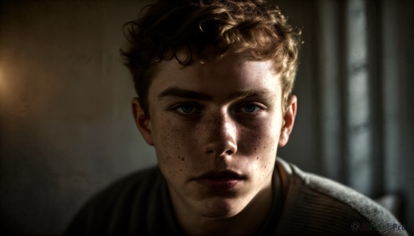 HQ,solo,looking at viewer,short hair,bangs,blue eyes,blonde hair,brown hair,shirt,1boy,closed mouth,upper body,male focus,indoors,blurry,lips,black shirt,blurry background,portrait,freckles,realistic,black hair,close-up,striped shirt,light