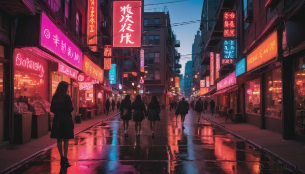 A graceful view of a street in outdoors