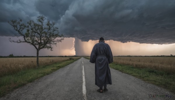 solo,short hair,black hair,long sleeves,1boy,standing,male focus,outdoors,japanese clothes,sky,cloud,kimono,from behind,tree,sandals,single hair bun,cloudy sky,grass,scenery,walking,facing away,road,black kimono,wide shot,signature,bare tree,lightning,path