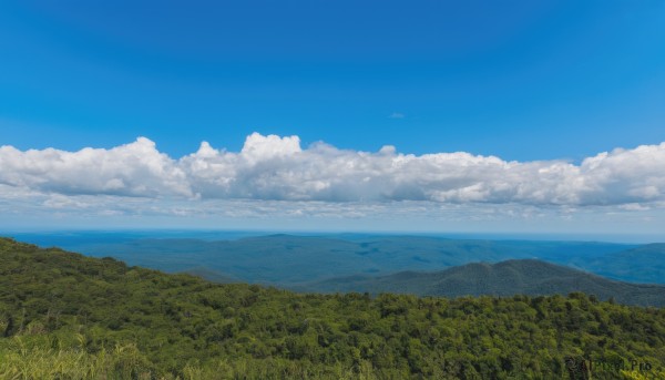 A landscape in the heart of a majestic day