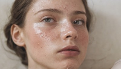 1girl,solo,looking at viewer,brown hair,brown eyes,closed mouth,parted lips,blurry,black eyes,lips,portrait,close-up,freckles,realistic,nose,sweat,eyelashes