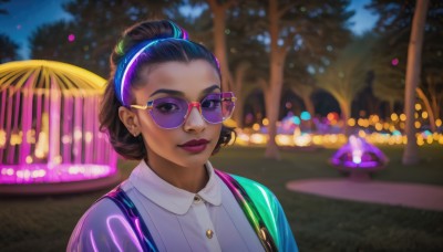 1girl,solo,looking at viewer,smile,short hair,brown hair,shirt,black hair,brown eyes,jewelry,closed mouth,white shirt,upper body,hairband,earrings,outdoors,glasses,collared shirt,dark skin,bag,hair bun,blurry,black eyes,dark-skinned female,tree,lips,makeup,night,depth of field,blurry background,single hair bun,sunglasses,suspenders,lipstick,tinted eyewear,purple lips,very dark skin,purple-framed eyewear,purple-tinted eyewear,motor vehicle,nose,car,bokeh,purple hairband,dreadlocks,neon lights