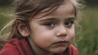 1girl,solo,long hair,looking at viewer,brown hair,brown eyes,closed mouth,blurry,black eyes,lips,floating hair,depth of field,blurry background,expressionless,wind,messy hair,portrait,close-up,freckles,realistic,bangs,blonde hair,grey eyes,eyelashes,nose