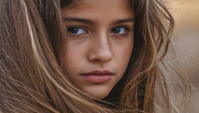 1girl,solo,long hair,looking at viewer,blonde hair,brown hair,brown eyes,closed mouth,lips,looking to the side,eyelashes,messy hair,portrait,close-up,realistic,nose,blue eyes,freckles