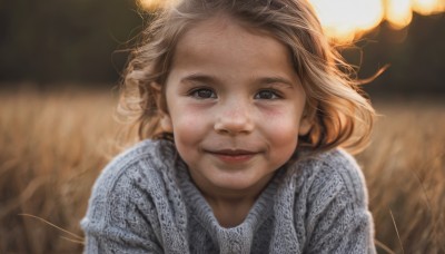 1girl,solo,looking at viewer,smile,short hair,blue eyes,blonde hair,brown hair,brown eyes,closed mouth,upper body,blurry,sweater,lips,blurry background,child,freckles,realistic,blush,wind,portrait