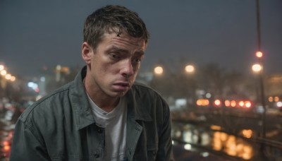 solo,short hair,brown hair,shirt,black hair,1boy,jacket,white shirt,upper body,male focus,outdoors,parted lips,open clothes,blurry,black eyes,open jacket,black jacket,night,depth of field,blurry background,grey shirt,realistic,leather,leather jacket,city lights,denim jacket,looking at viewer,closed mouth,sky,lips,facial hair,bokeh